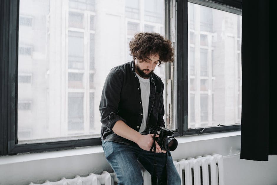 How to Overcome Fear in Street Photography: A Psychologist's Approach