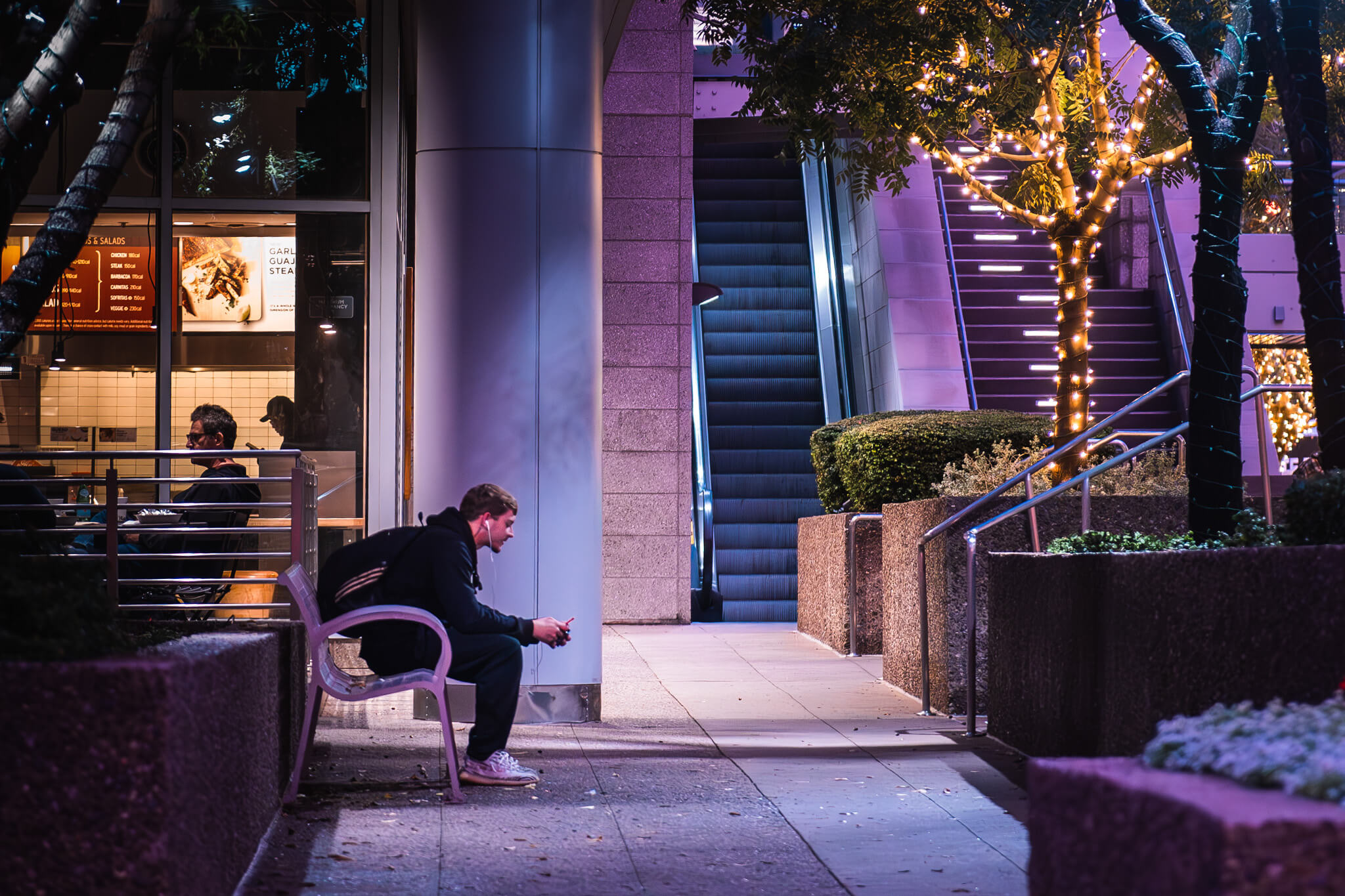 A Guide to Legal and Ethical Issues in Street Photography: Staying Respectful and Safe