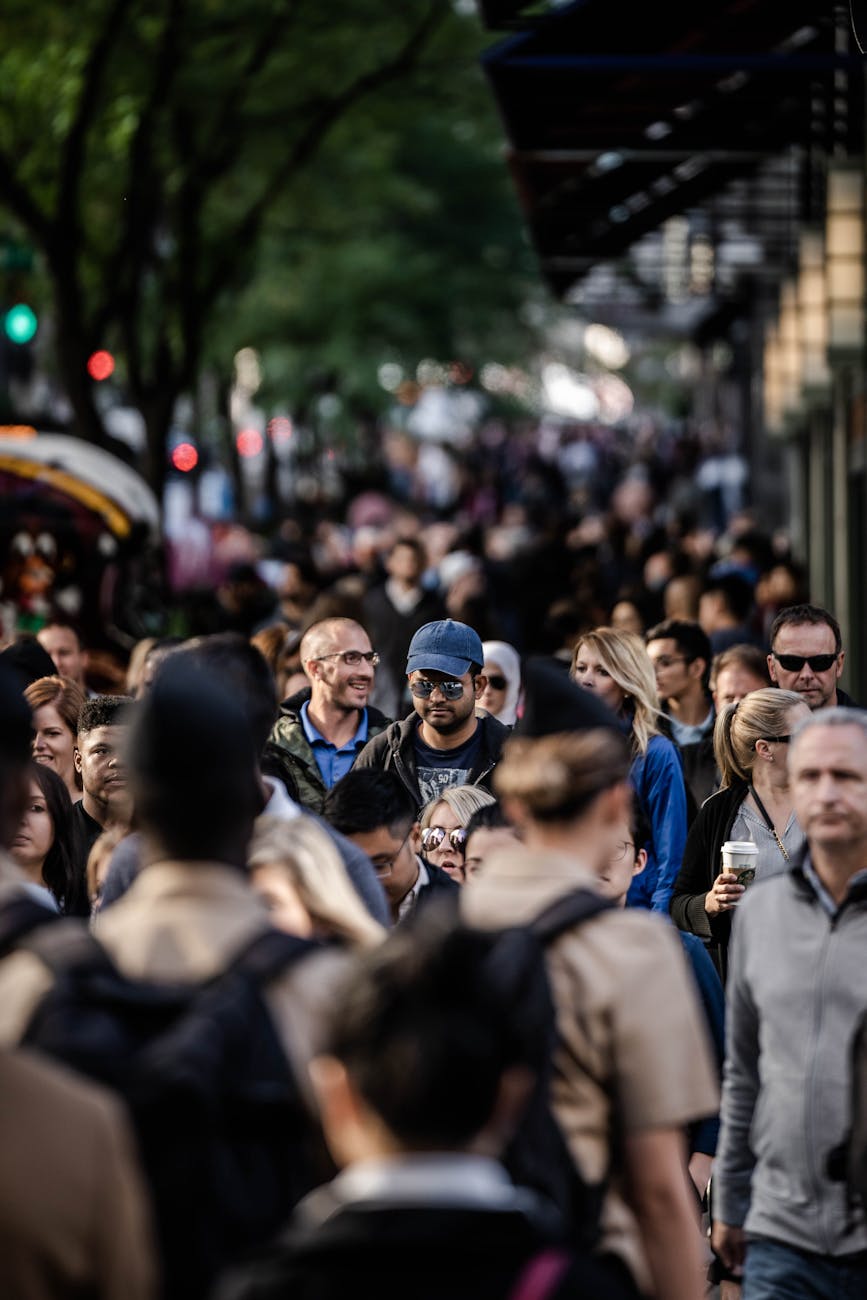 How to Approach Strangers for Street Photography: A Comprehensive Guide