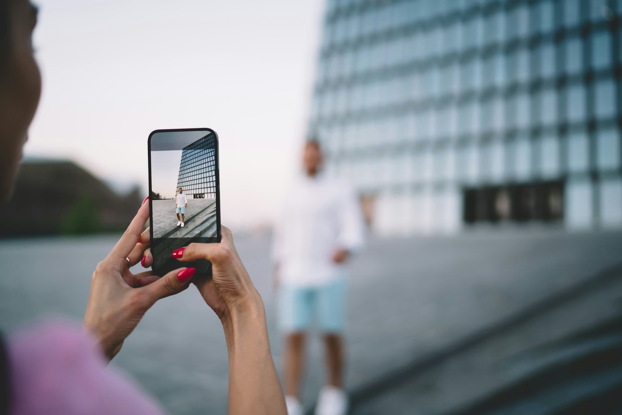 Is Smartphone Street Photography Really Possible? Tips and Tricks for Mastering Mobile Street Shots